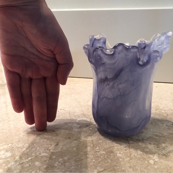 HOST PICK ⭐️ Handblown glass vase - Picture 2 of 7